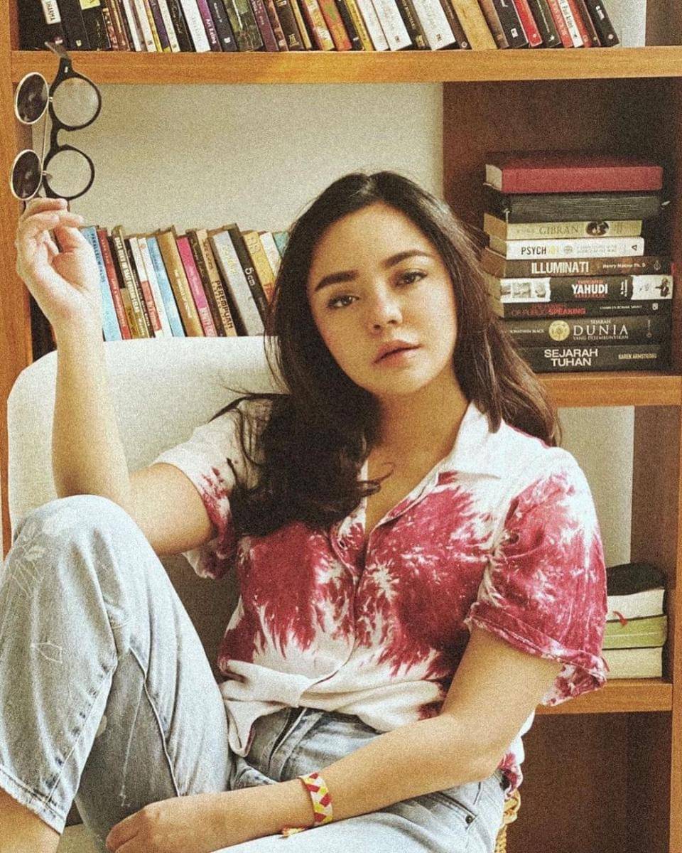 instagram.com/gitasinaga