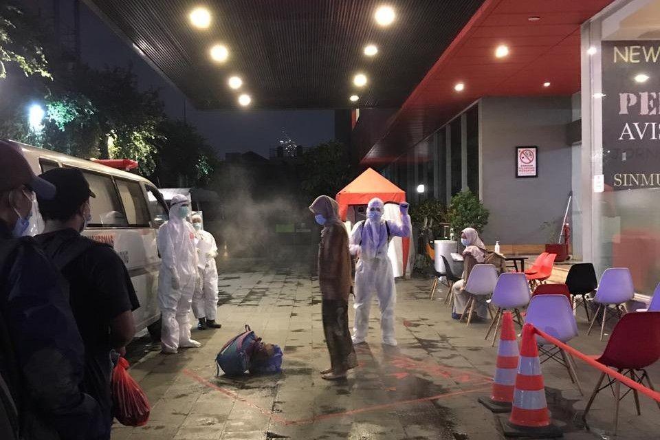 LaporCovid-19: Kematian Pasien Isoman Banyak pada Klaster Keluarga