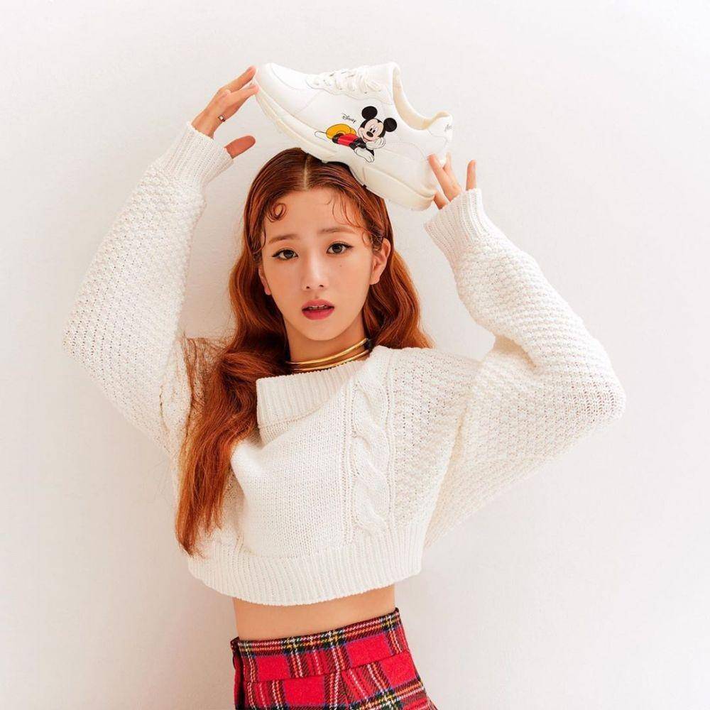 instagram.com/__yoonbomi__