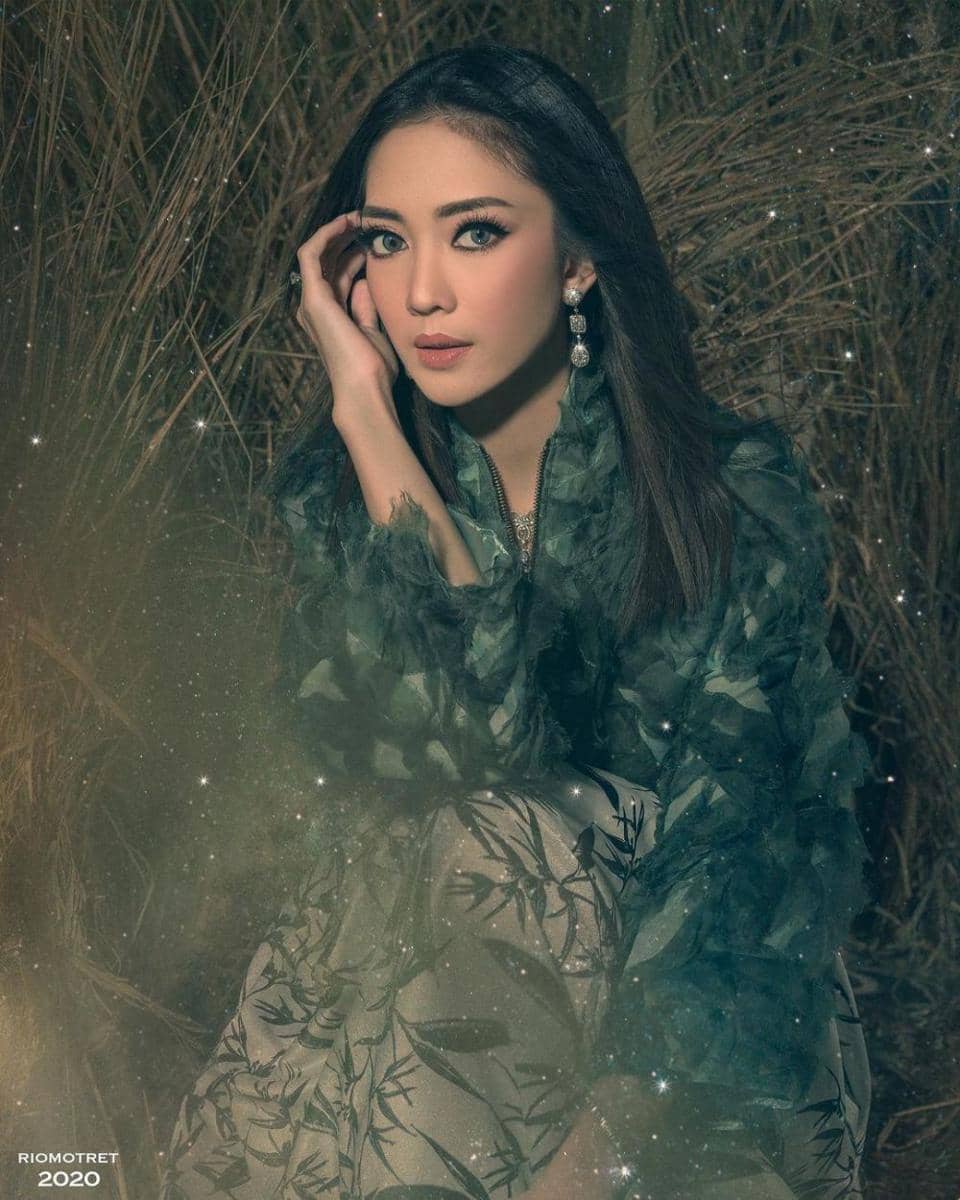 @riomotret via Instagram.com/ririndwiariyanti