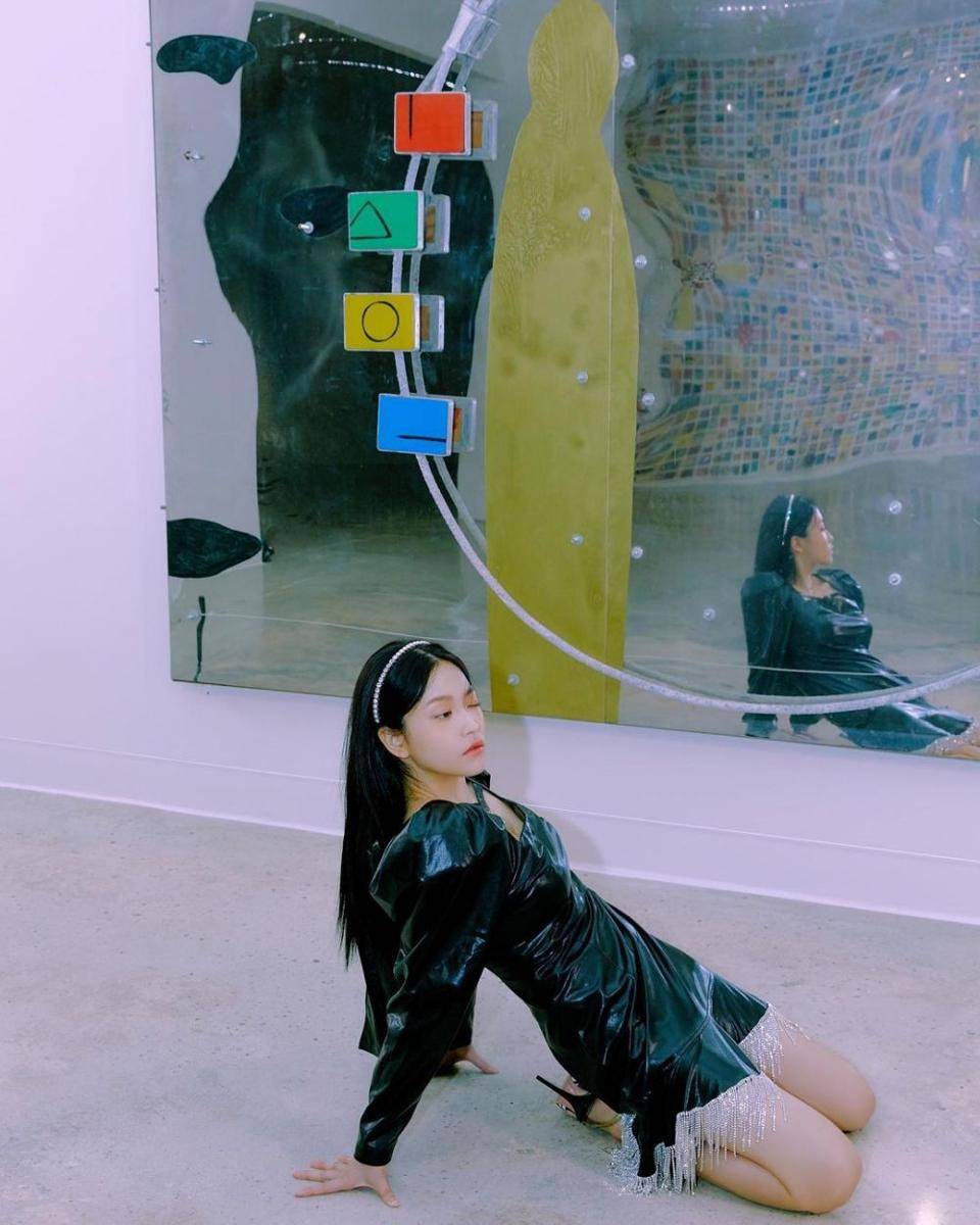 Yeri Red Velvet (Dok. Noblesse Men via instagram.com/yerimiese)