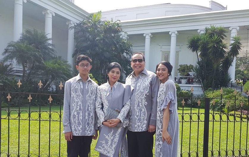 Jarang Disorot, 9 Potret Hangat dan Harmonis Keluarga Chairul Tanjung