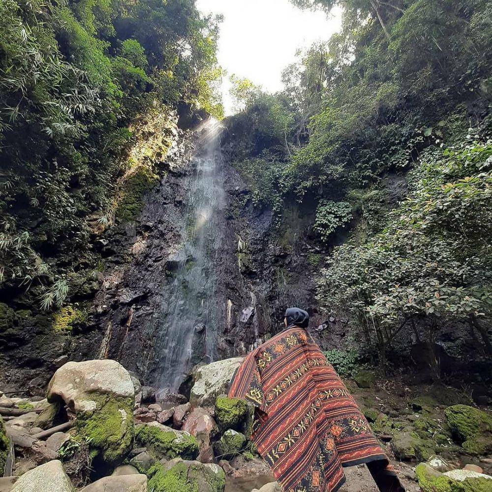 instagram.com/curugbadak_batuhanoman
