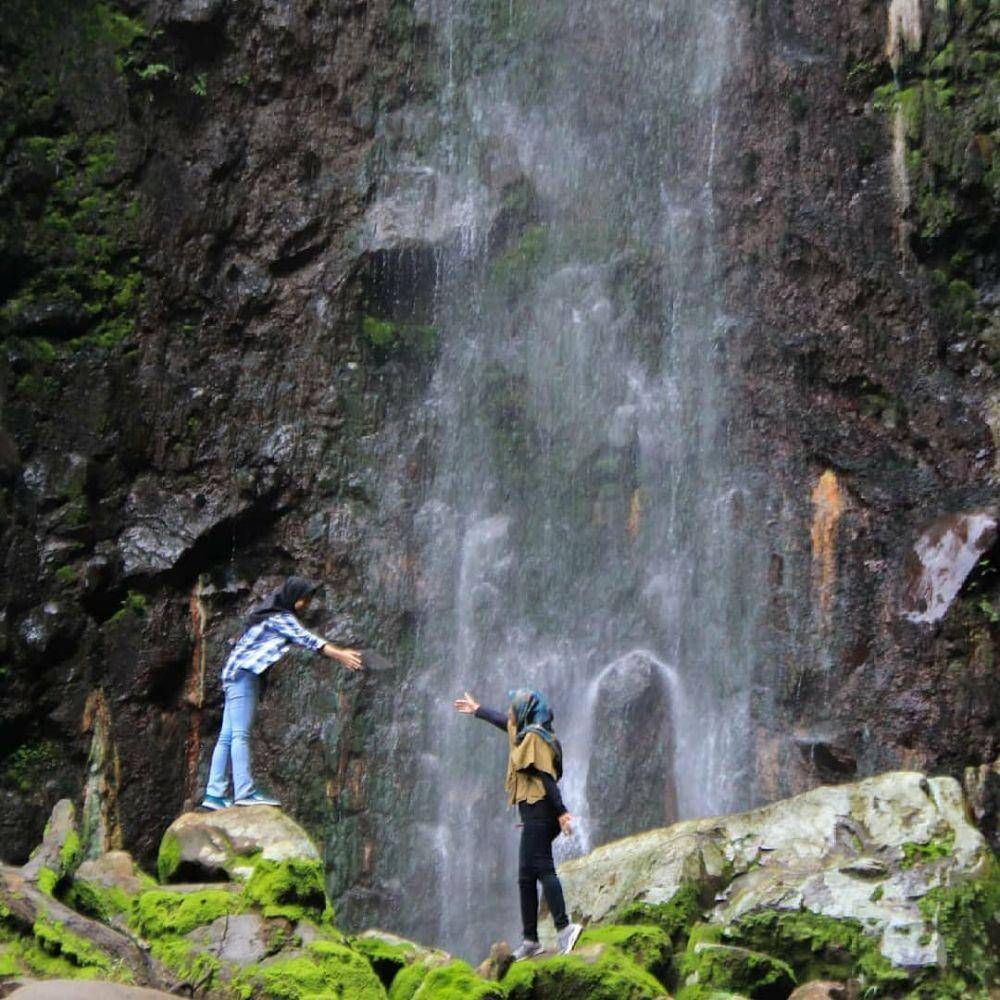 instagram.com/curugbadak_batuhanoman