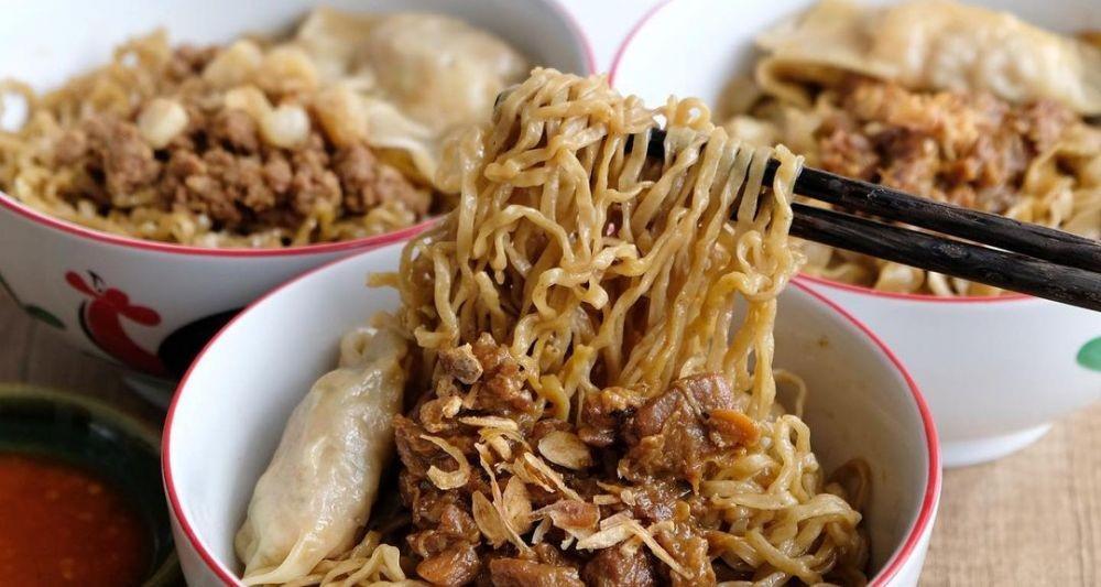 9 Chinese Food Berbahan Mie Paling Favorit di Indonesia