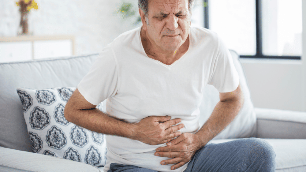 ilustrasi sakit perut akibat flare IBD (crohnsandcolitis.org.uk)