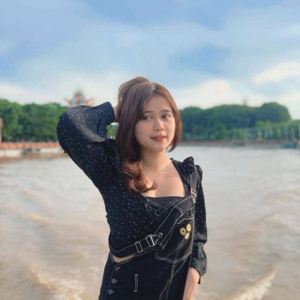 instagram.com/lalamarionmj