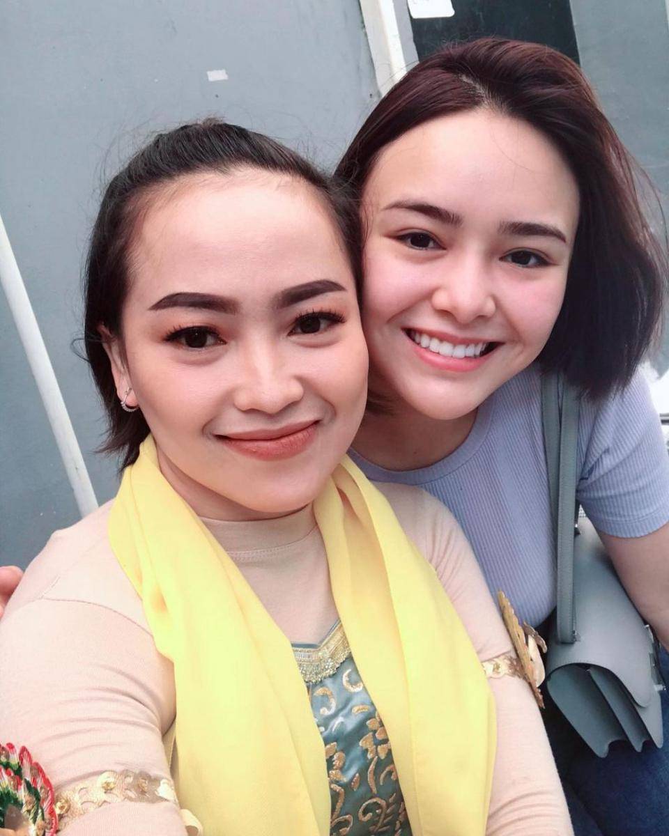 Instagram.com/nina_mpokalpa