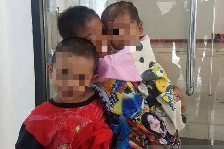 Tiga anak telantar dari kiri RM (9), RR (10) dan N (5) saat ditemui di GOR Cengkareng, Jakarta, Rabu (11/11/2020) (ANTARA/Devi Nindy)