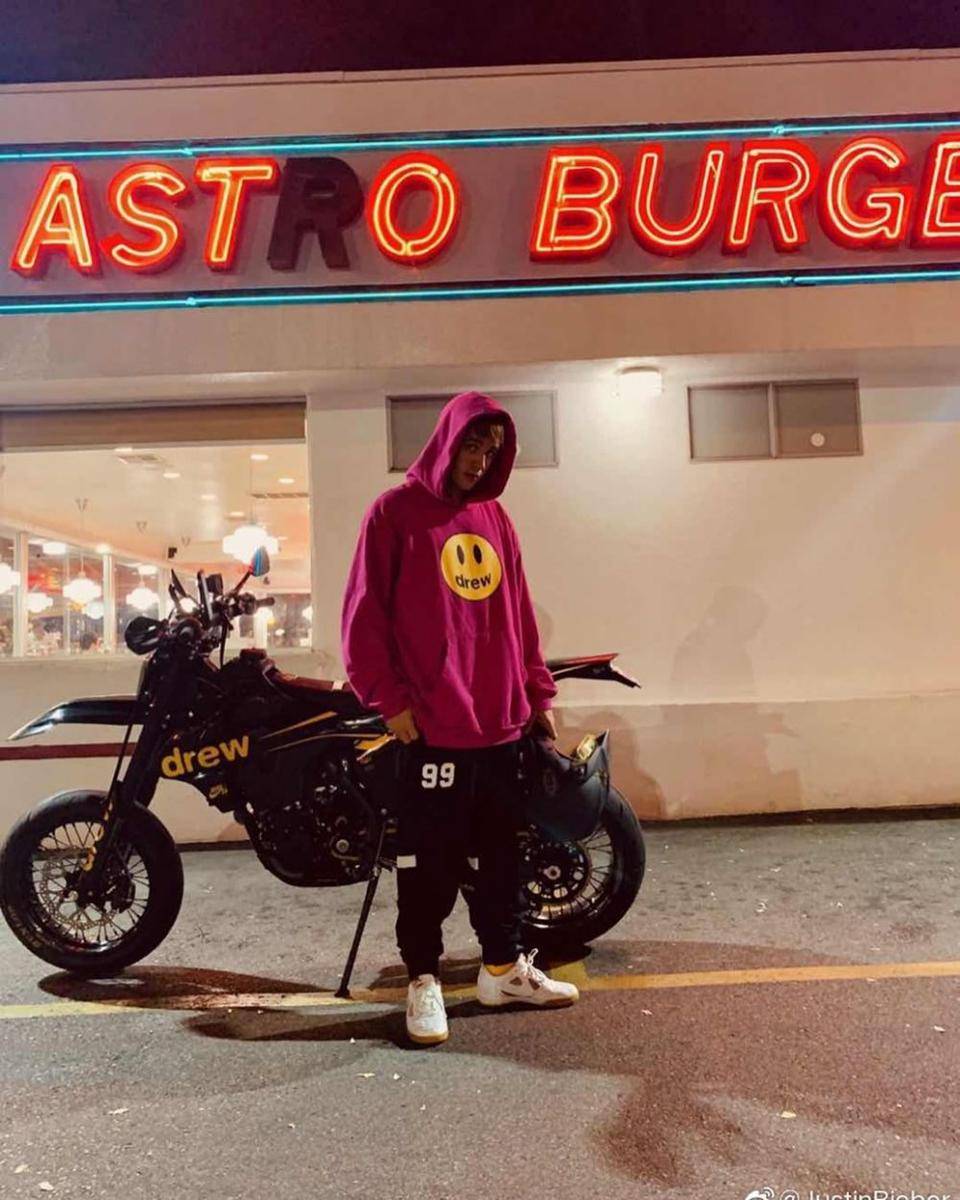 instagram.com/justinbieber