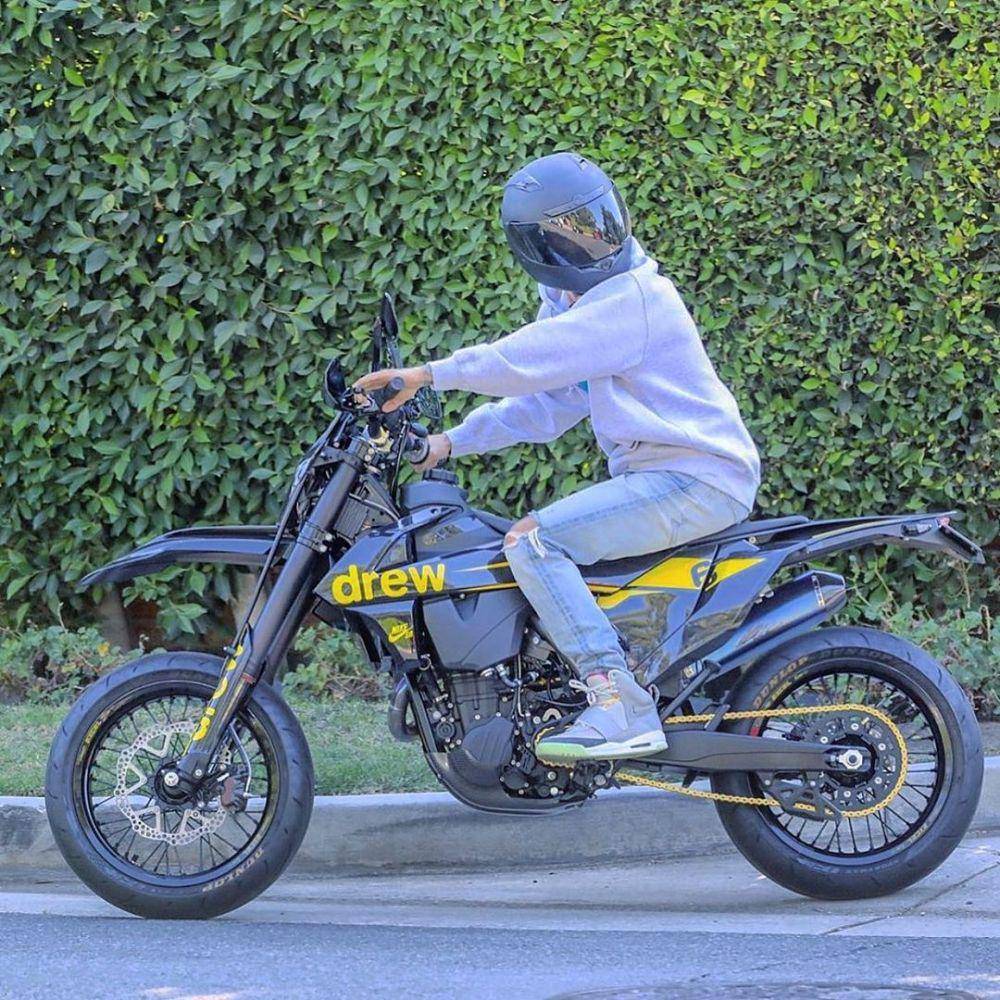instagram.com/justinbieber