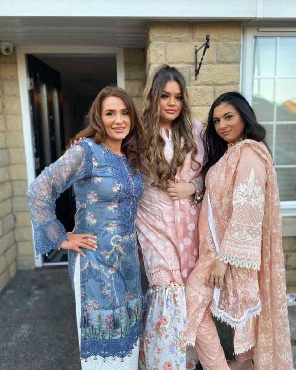 instagram.com/mammamalik
