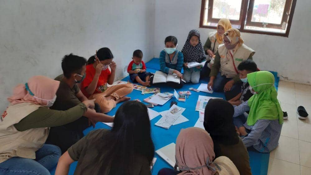 Siswa yang mengungsi di Barak Banjarsari. Dok: istimewa
