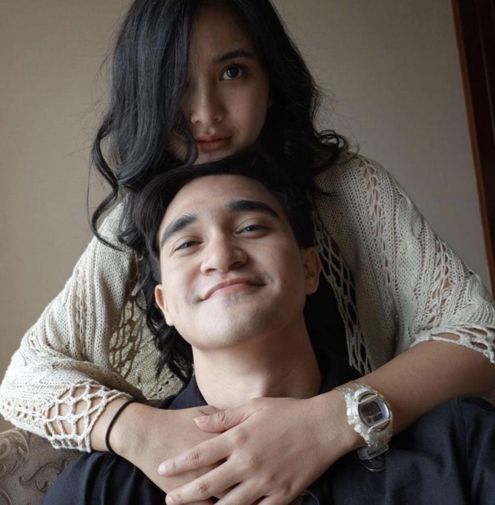 10 Potret Mesra Adinda Azani dan Adithya Alkatiri di Kehidupan Nyata