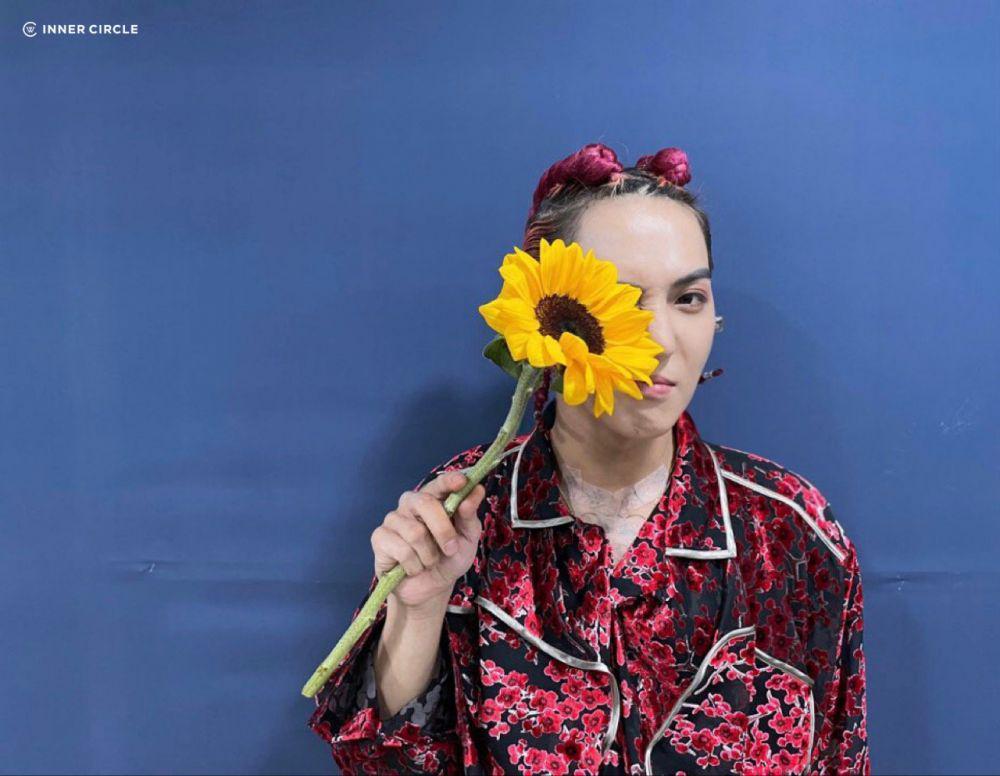 Gandeng Bobby IKON, 9 Potret Mino WINNER Comeback dengan Album 'Take'