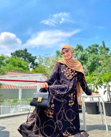 instagram.com/nadyamustikarahayu