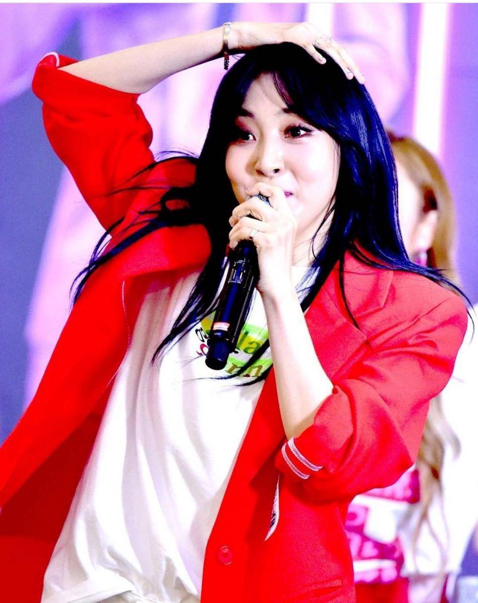Instagram.com/moonbyul.yi