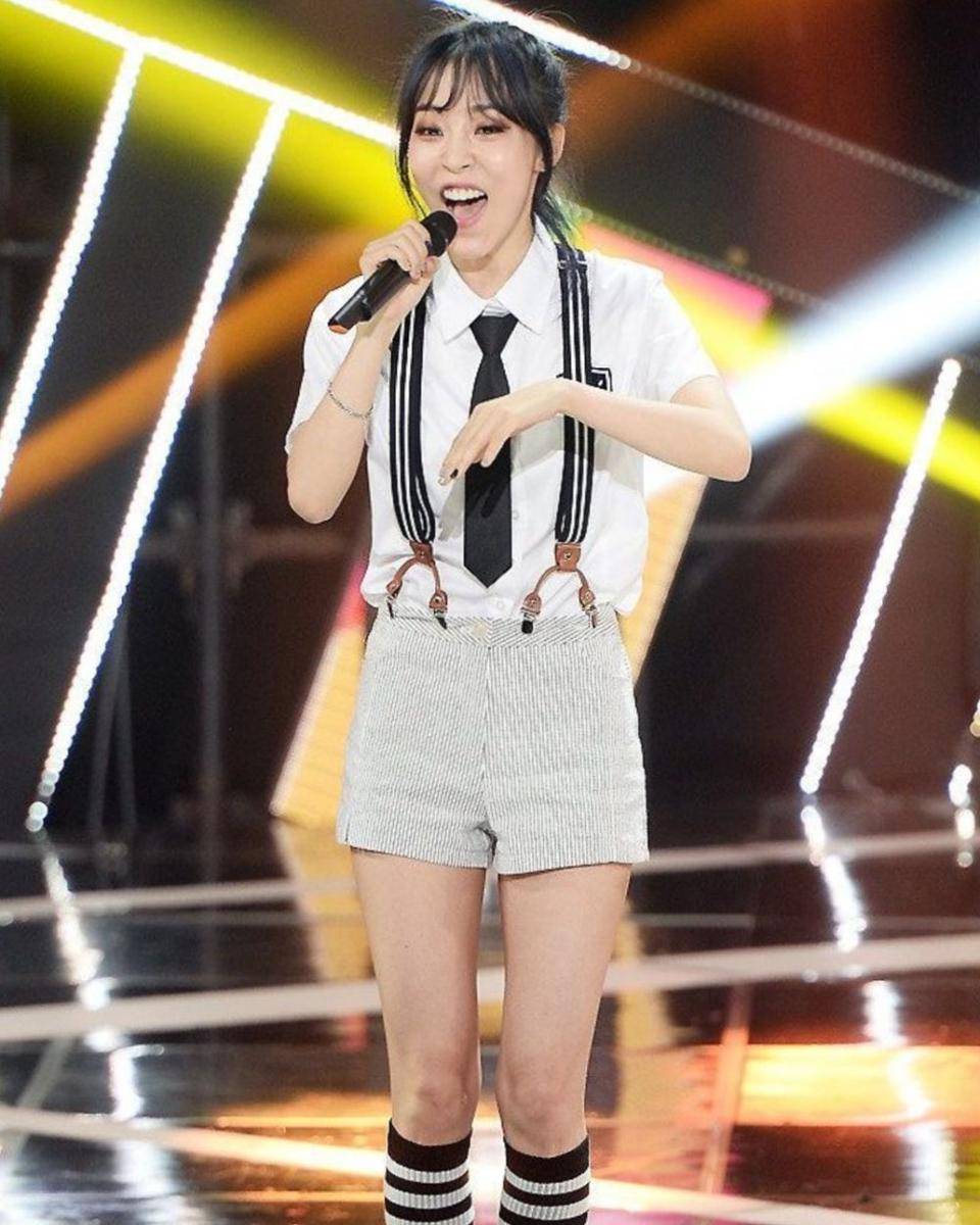Instagram.com/moonbyul.yi