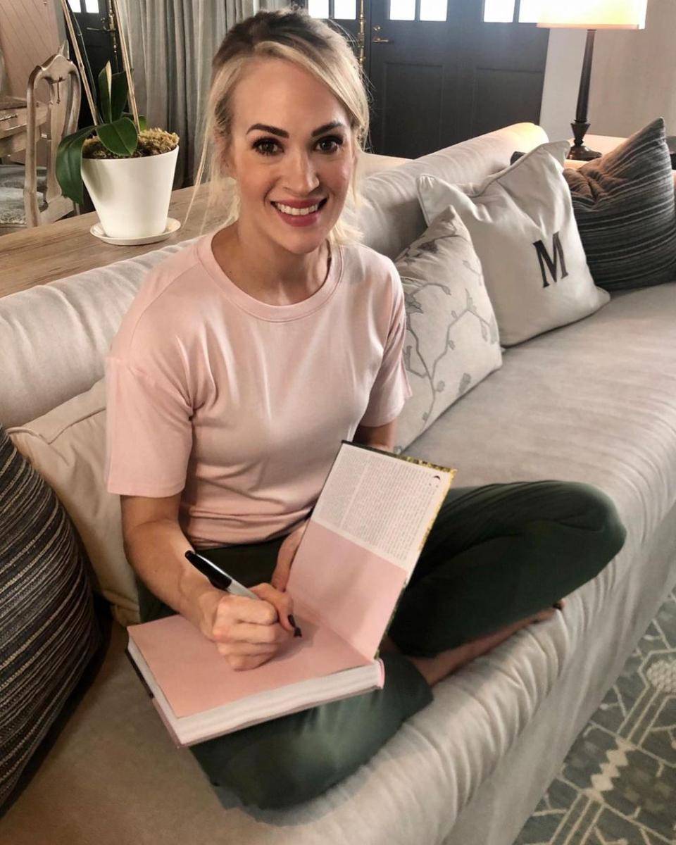instagram.com/carrieunderwood