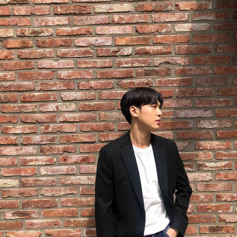 Instagram.com/youseok_