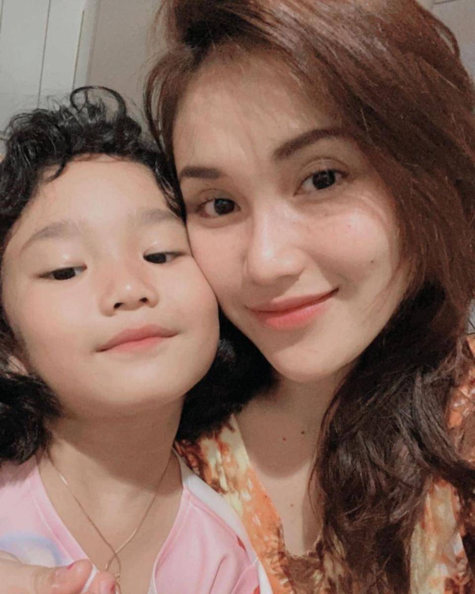 Instagram.com/ayutingting92