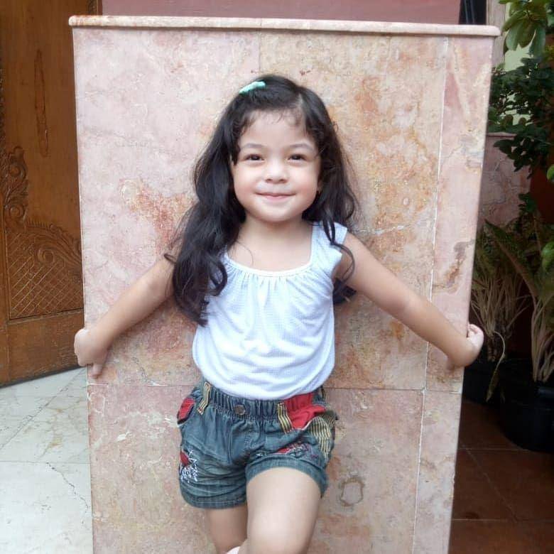 instagram.com/farashakila2015