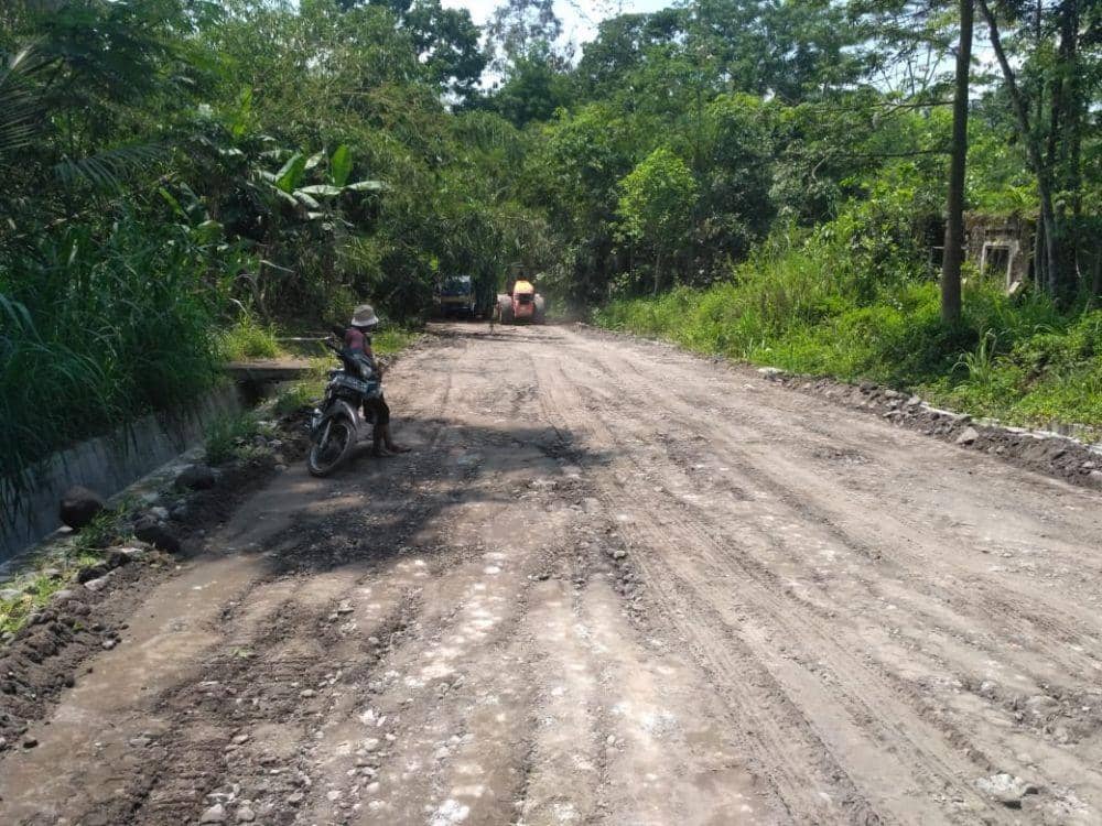 Perbaikan jalur evakuasi. Dok: istimewa