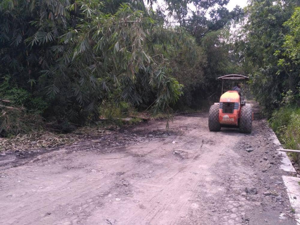 Jalur Evakuasi Warga Lereng Merapi Rusak BPBD Sleman Kebut Perbaikan