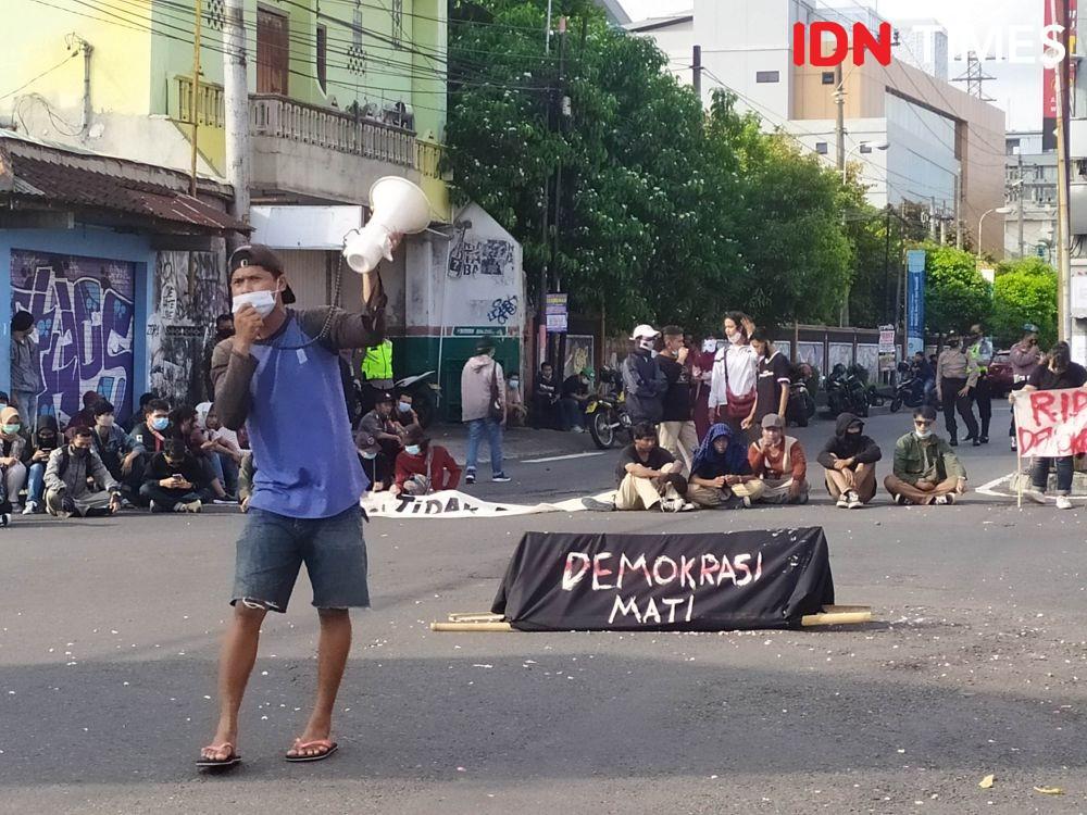 ARB Kembali Turun di Gejayan, Desak Pemerintah Cabut Omnibus Law