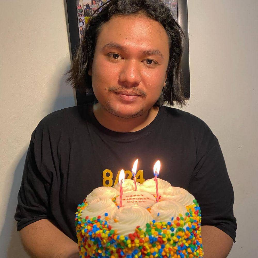 instagram.com/keanuagl