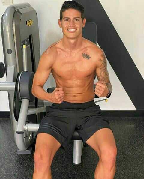 instagram.com/@jamesrodriguez10