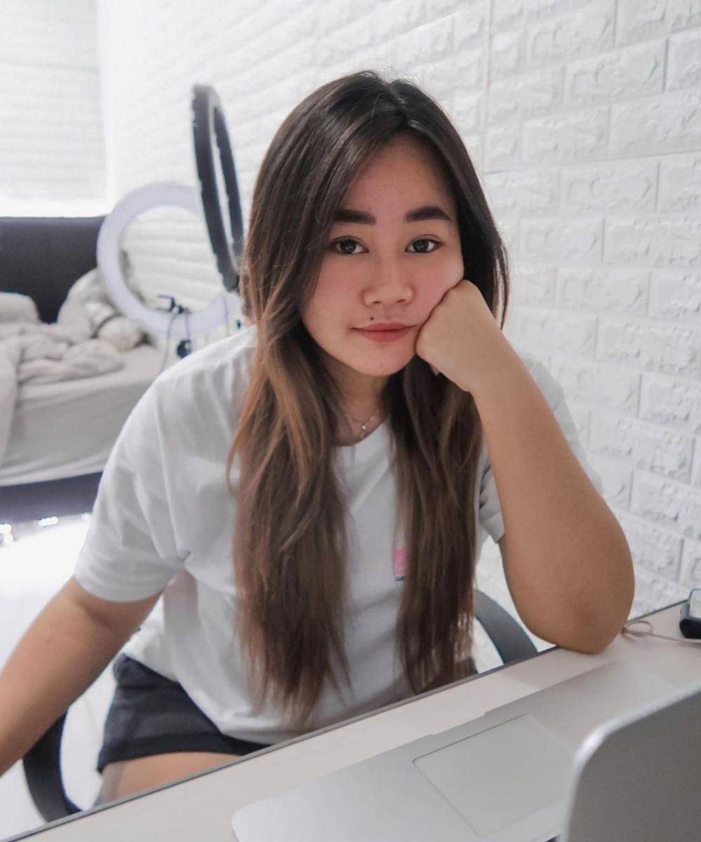 Instagram.com/monicasusannia