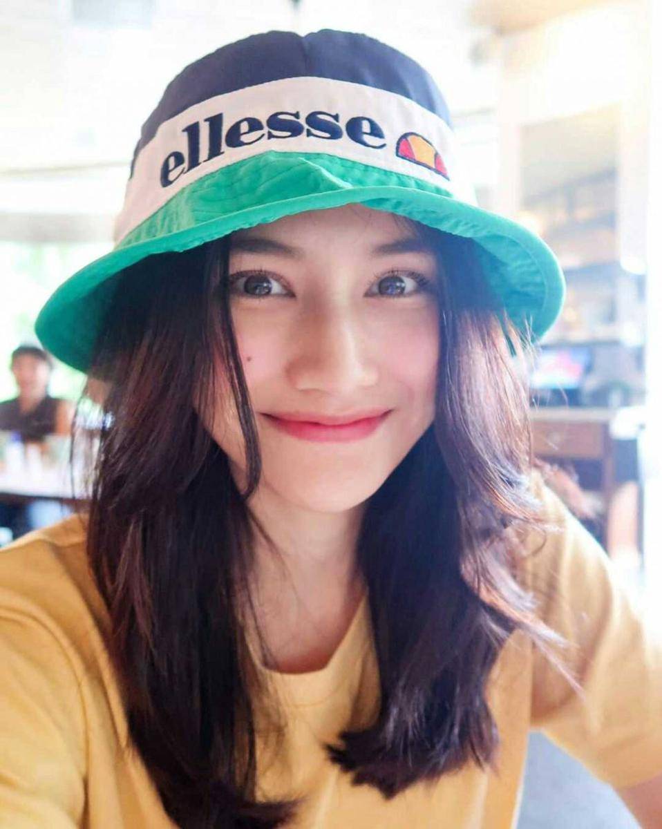 instagram.com/jkt48frieska