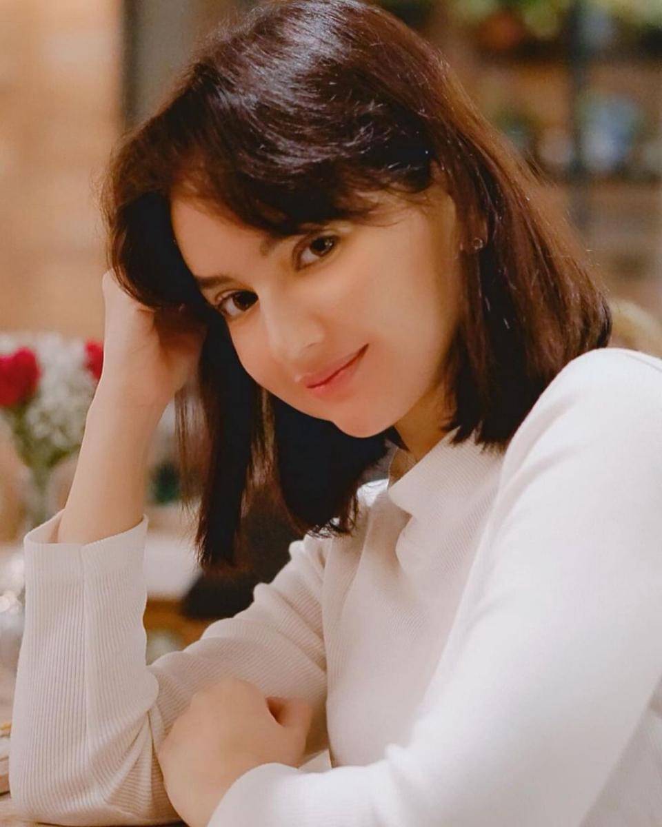 Instagram.com/angelicasimp.new