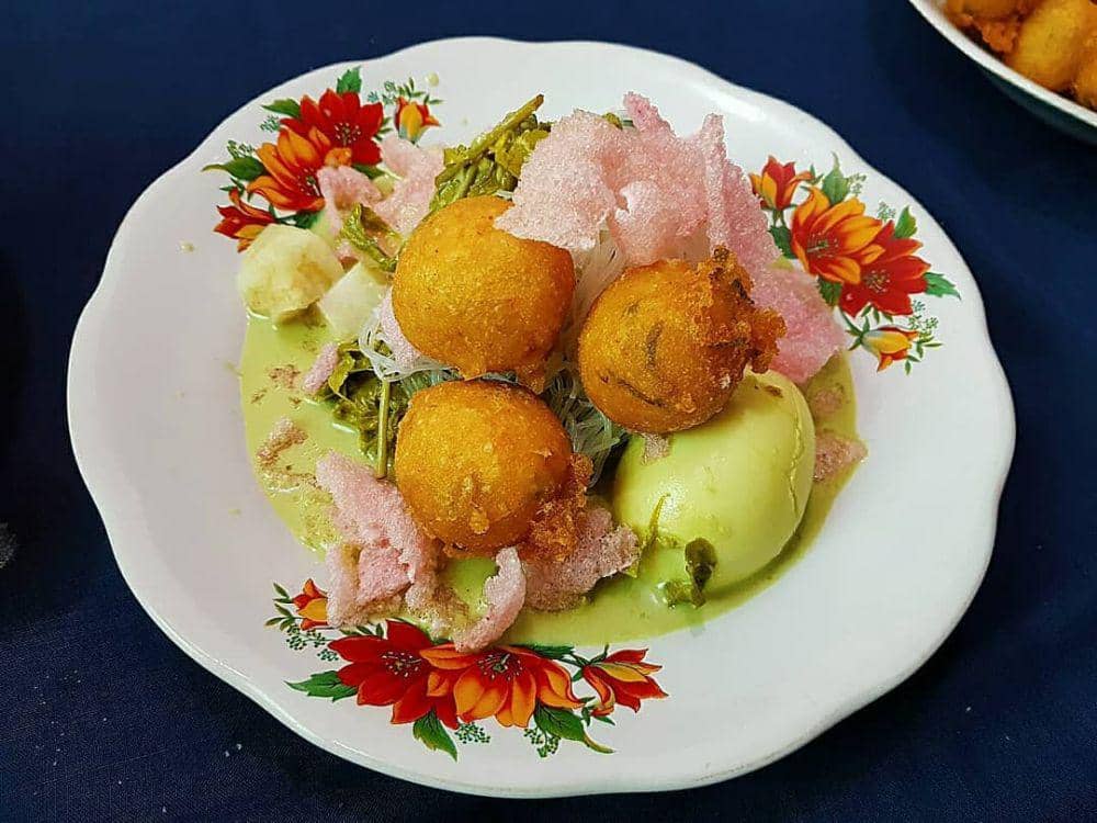 Traveling ke Sumatera Barat, Jangan lupa Coba 7 Varian Ketupat Ini