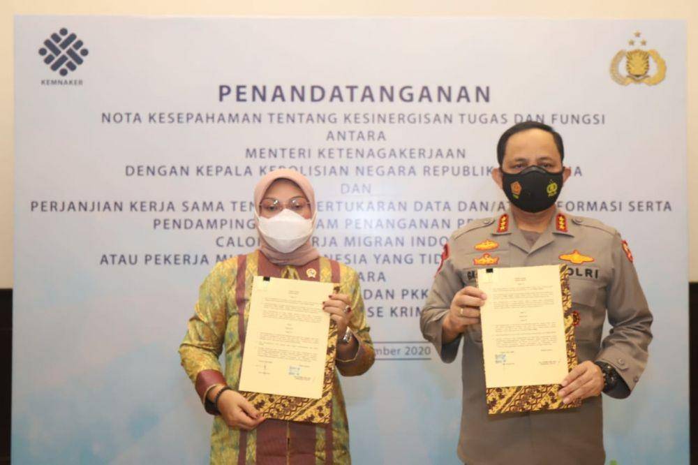 Penandatanganan nota kesepahaman Kemnaker dan Polri. Dok. Kemnaker