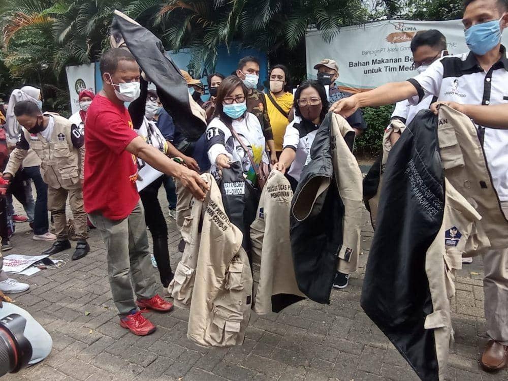 Kecewa Masker untuk Rizieq, Relawan Satgas Nyatakan Mosi Tidak Percaya