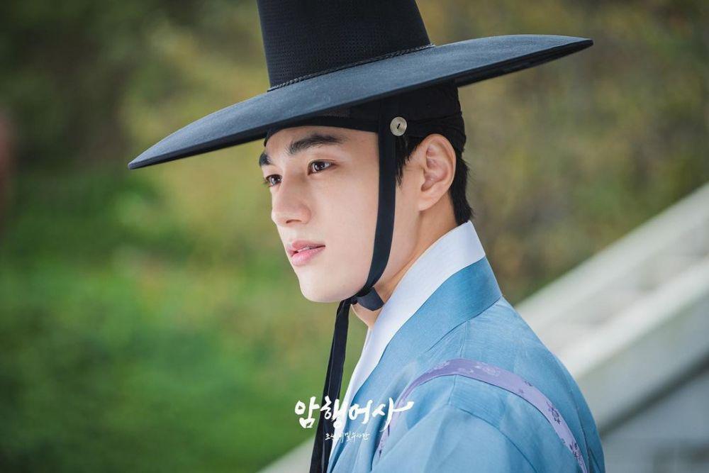 10 Potret Menawan L INFINITE dengan Baju Hanbok di KDrama Terbaru