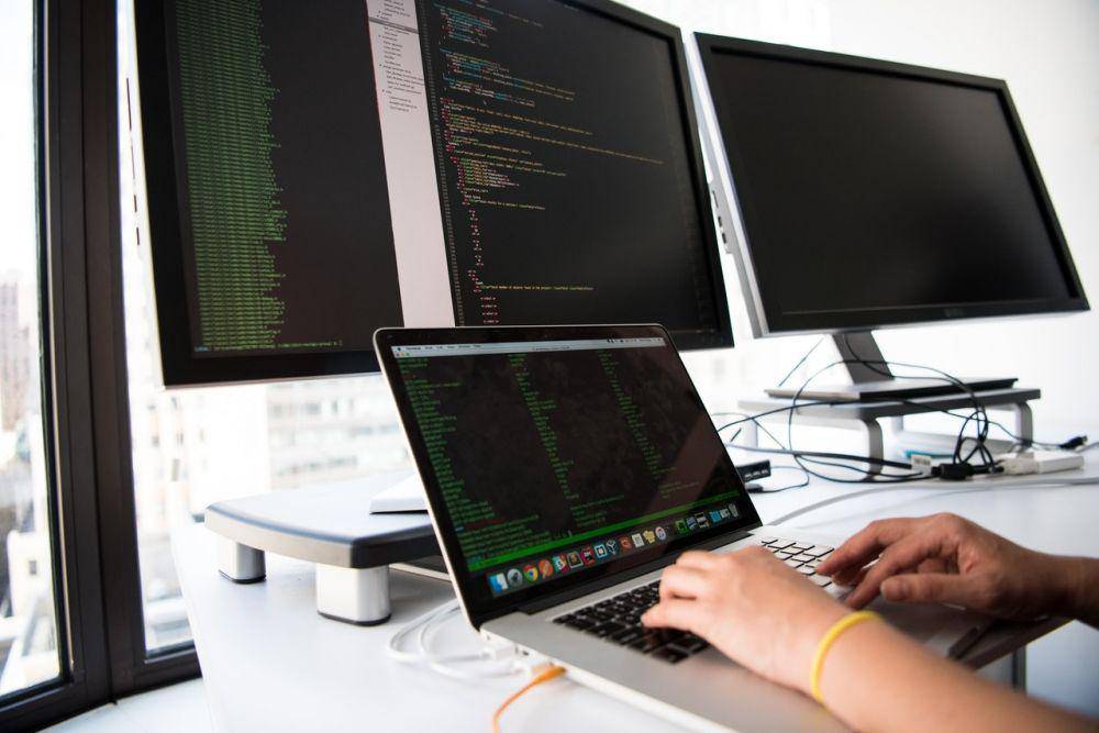 Ilustasi pekerjaan di bidang big data (Pexels/Christina Morillo)