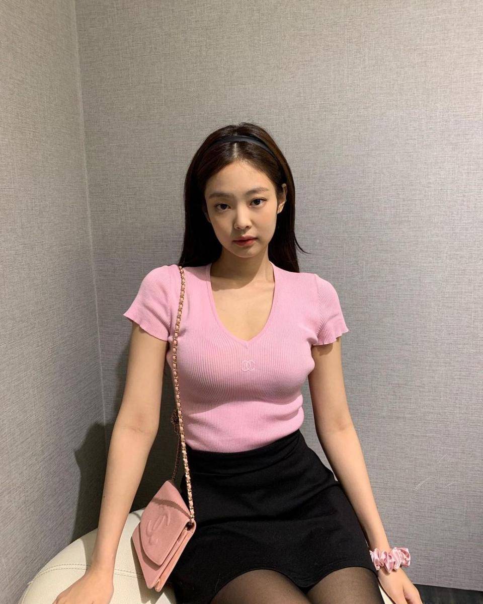 Instagram.com/jennierubyjane