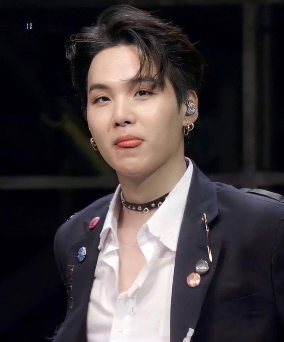 instagram.com/bts.suga