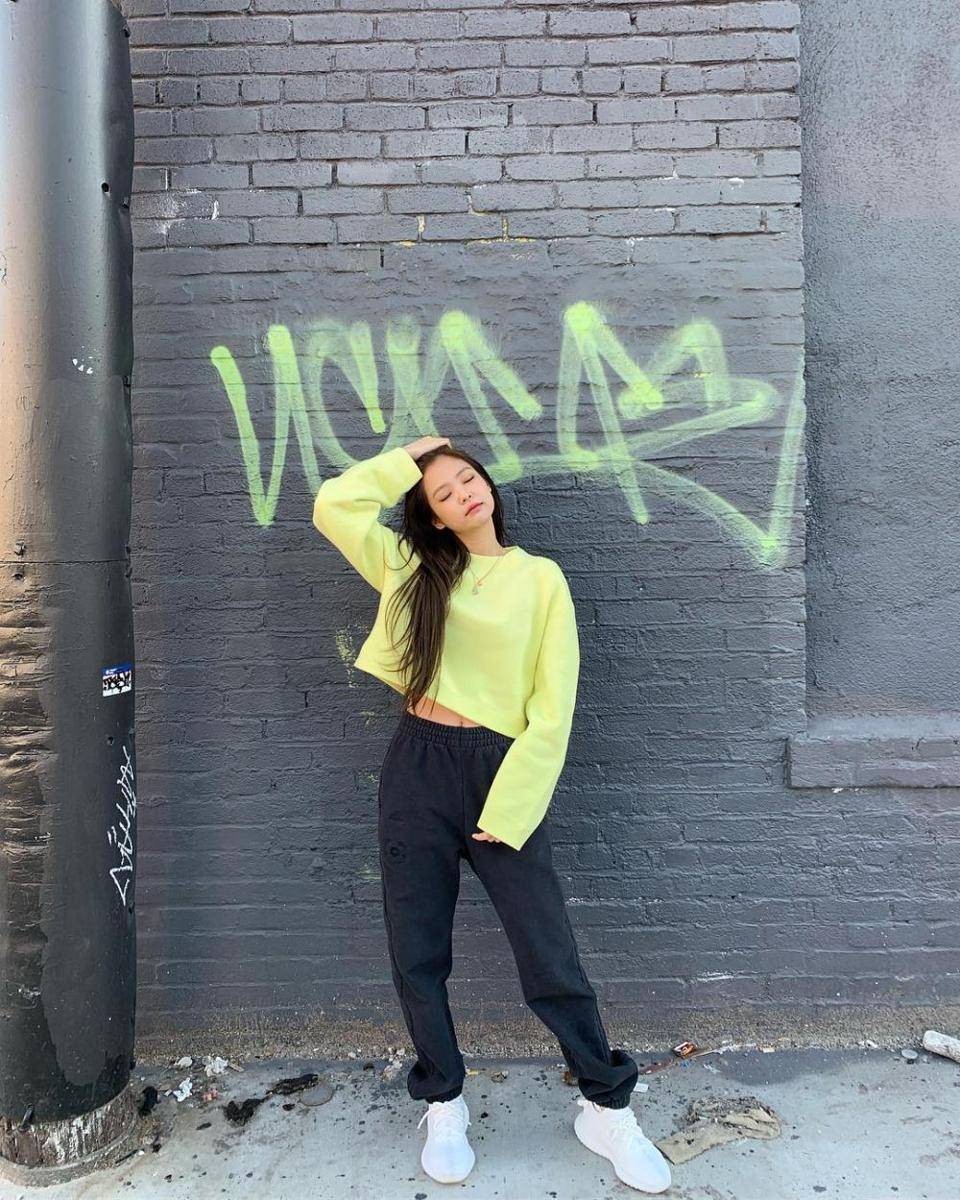 Instagram.com/jennierubyjane
