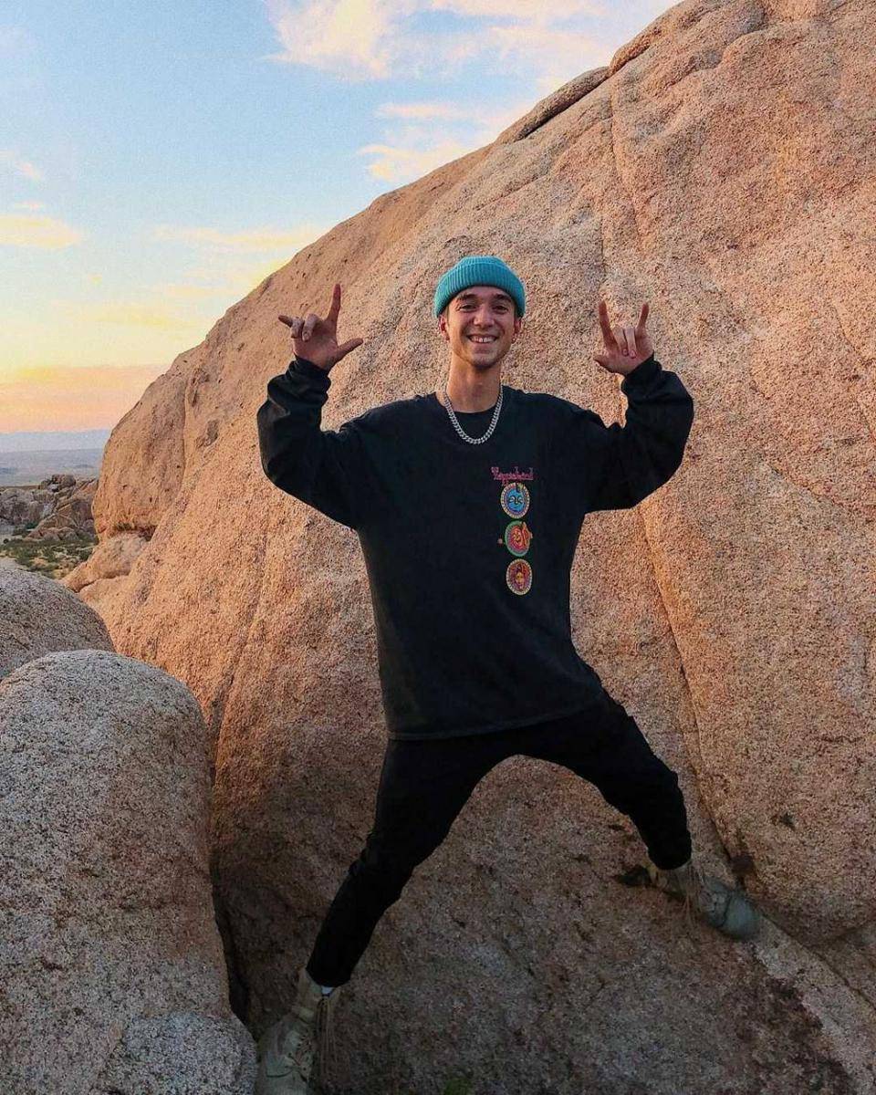 Instagram.com/seaveydaniel