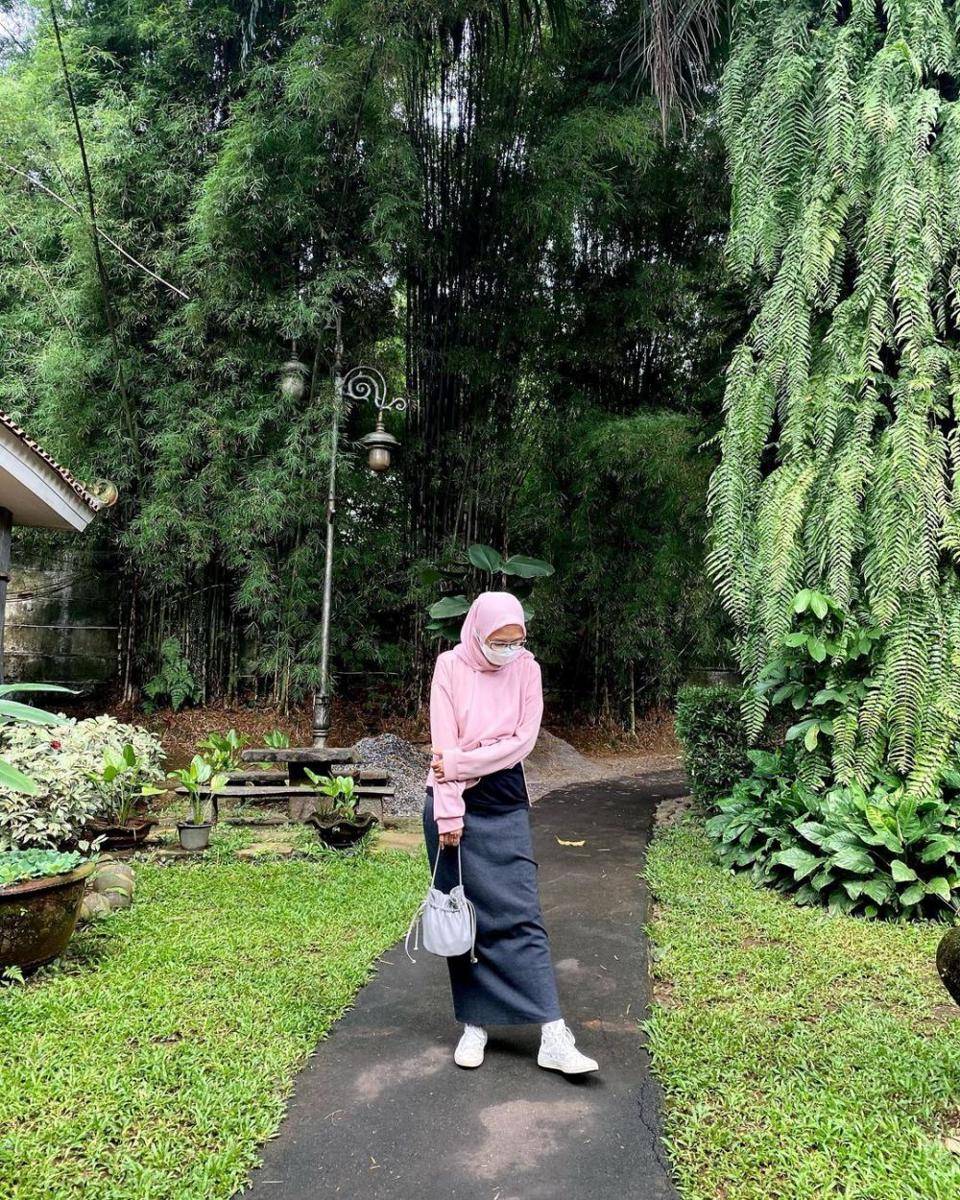 instagram.com/adeayu12