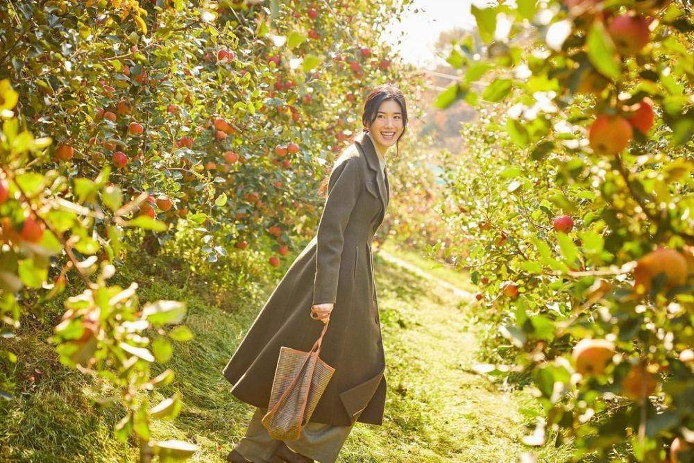 Jung Eun Chae (Instagram.com/jungeunchae_)