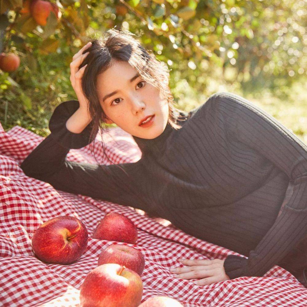 Jung Eun Chae (Instagram.com/jungeunchae__)