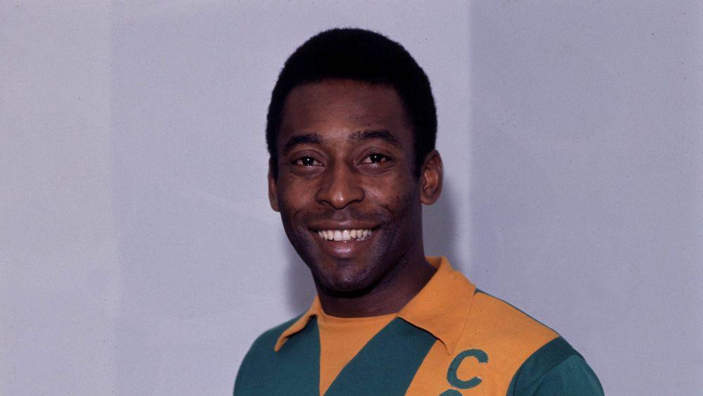 Kisah Pele: Raja Gol yang Piawai di Bawah Mistar Gawang