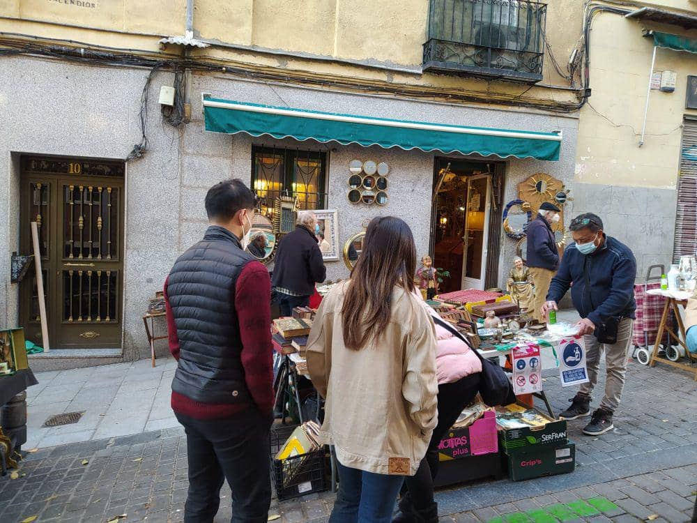 Setelah Tutup 8 Bulan Pasar Loak Madrid, El Rastro Dibuka Kembali