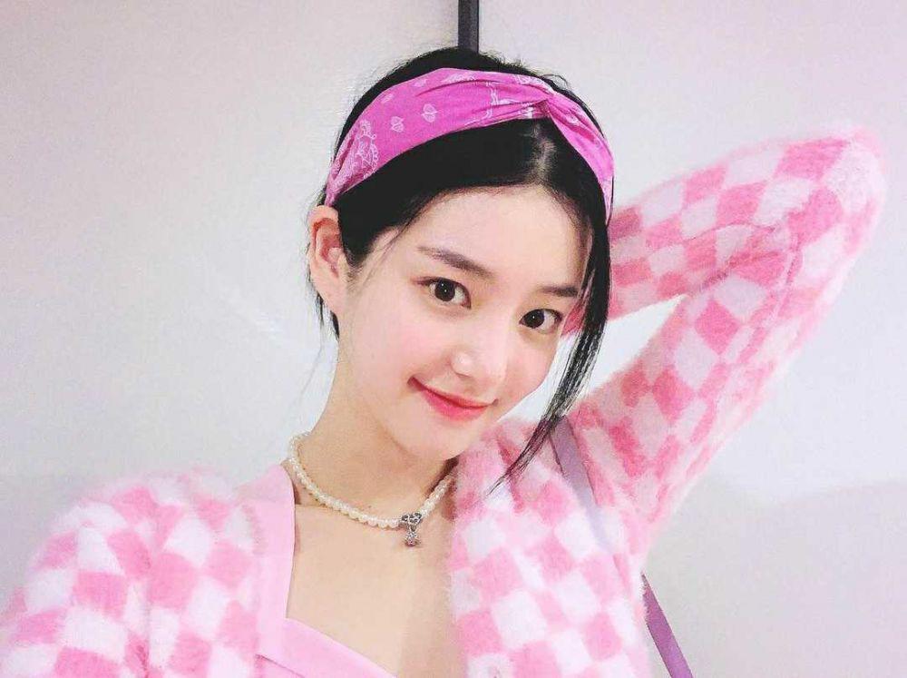 Genap 30 Tahun, 9 Potret Lee Yoo Bi Semakin Menawan, Imut Banget!