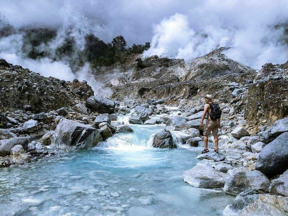 Info Wisata Kawah Ratu, Gunung Salak: Rute, Harga Tiket, dan Tips